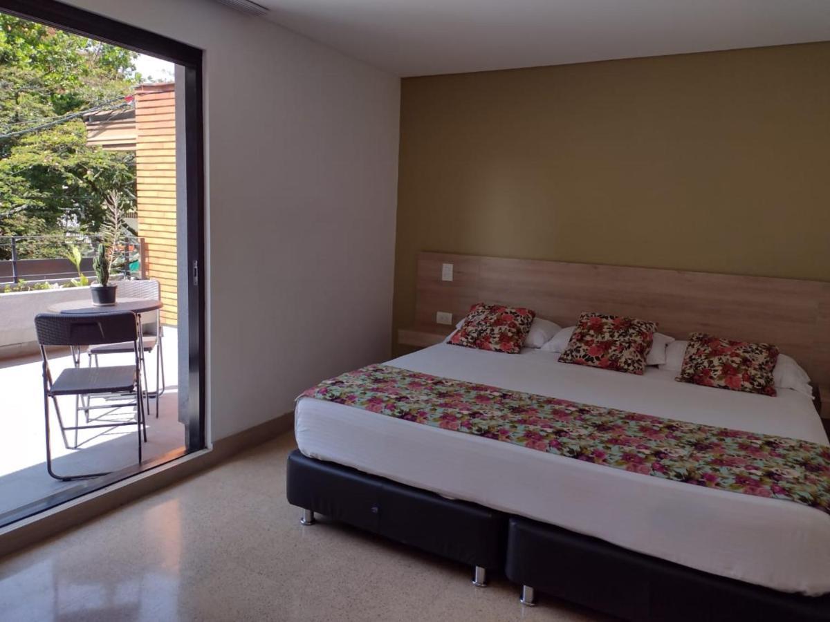 Hotel Poma Rosa Medellin Exterior photo