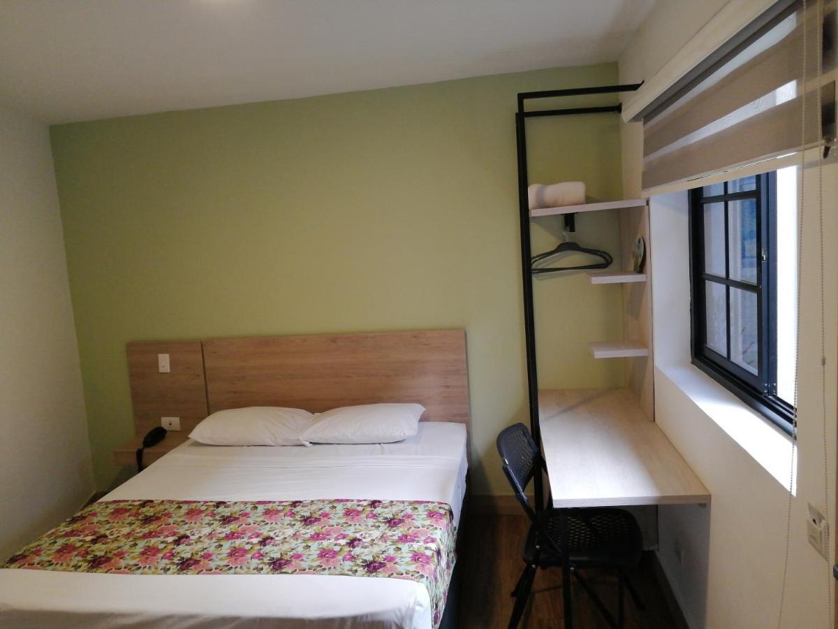 Hotel Poma Rosa Medellin Exterior photo