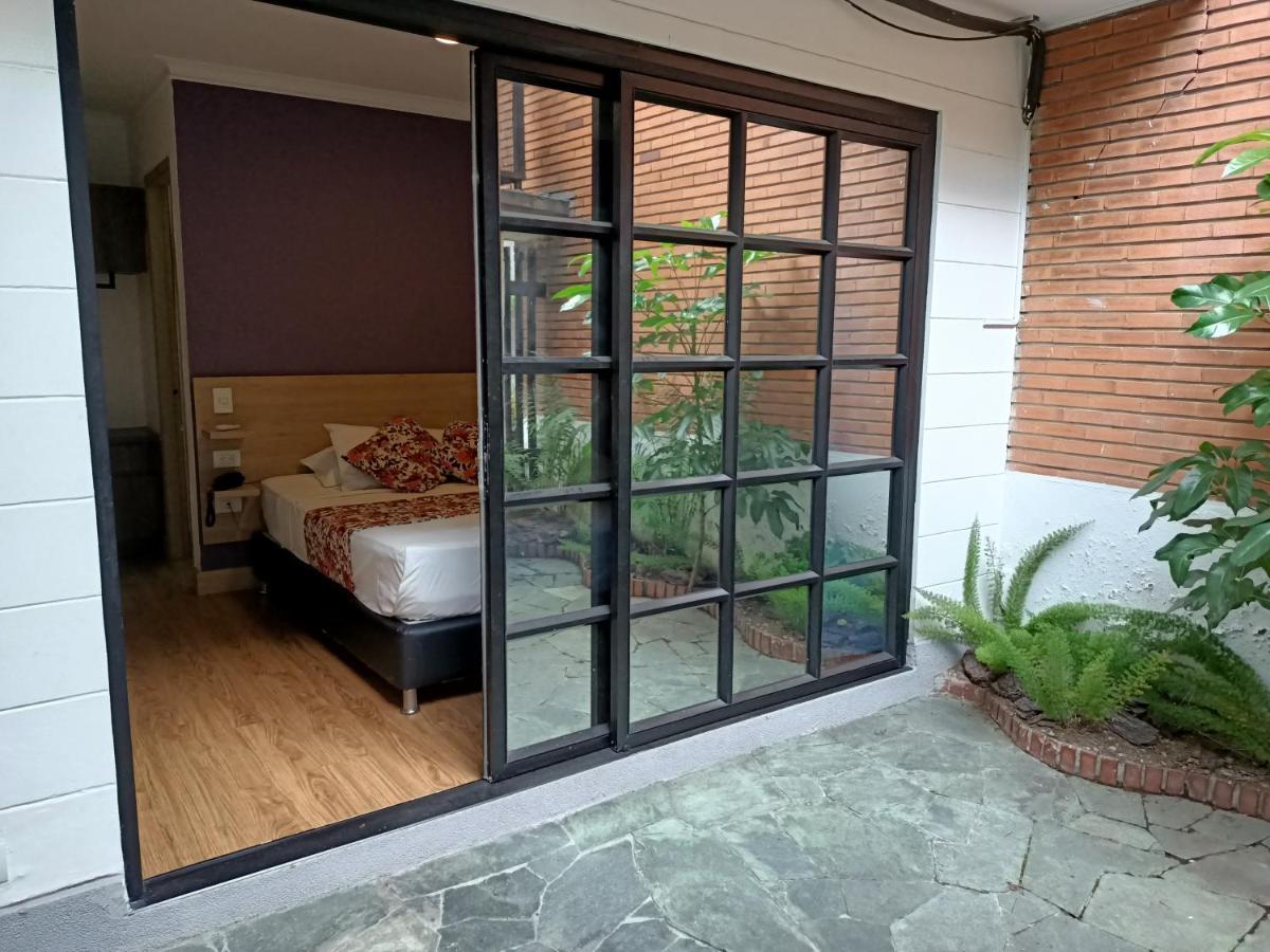 Hotel Poma Rosa Medellin Exterior photo