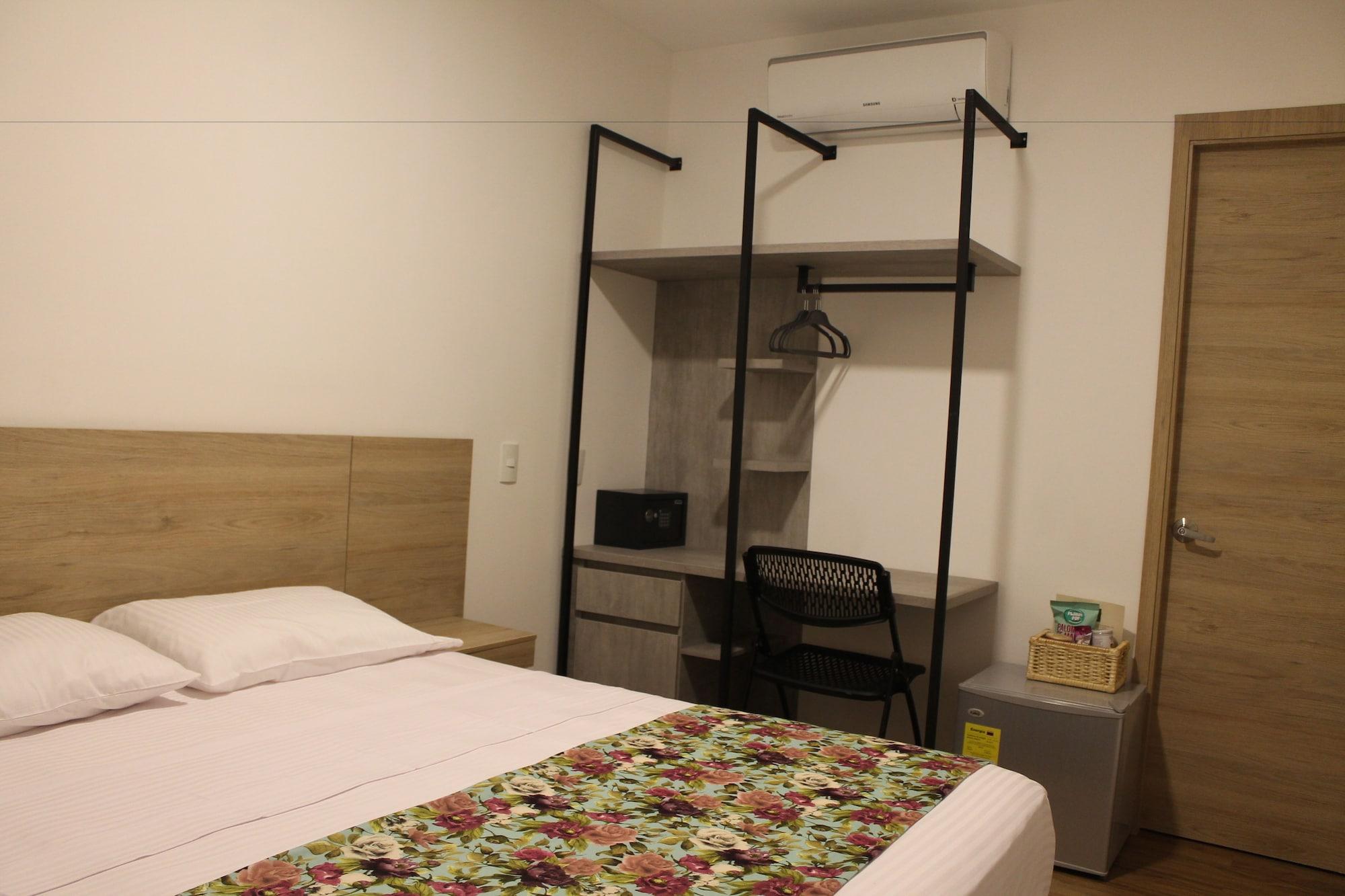 Hotel Poma Rosa Medellin Exterior photo