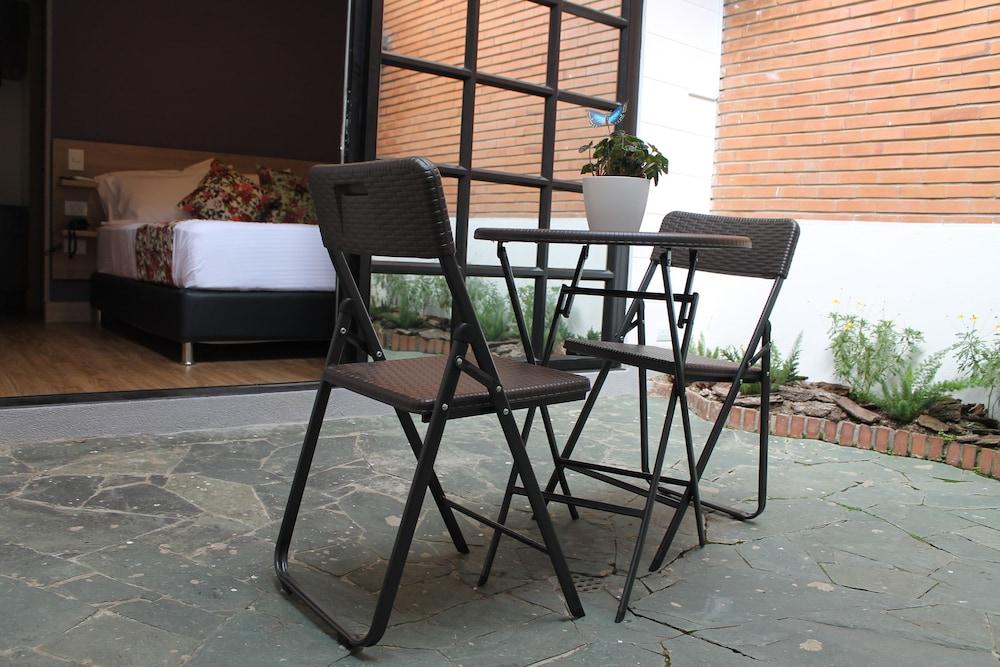 Hotel Poma Rosa Medellin Exterior photo