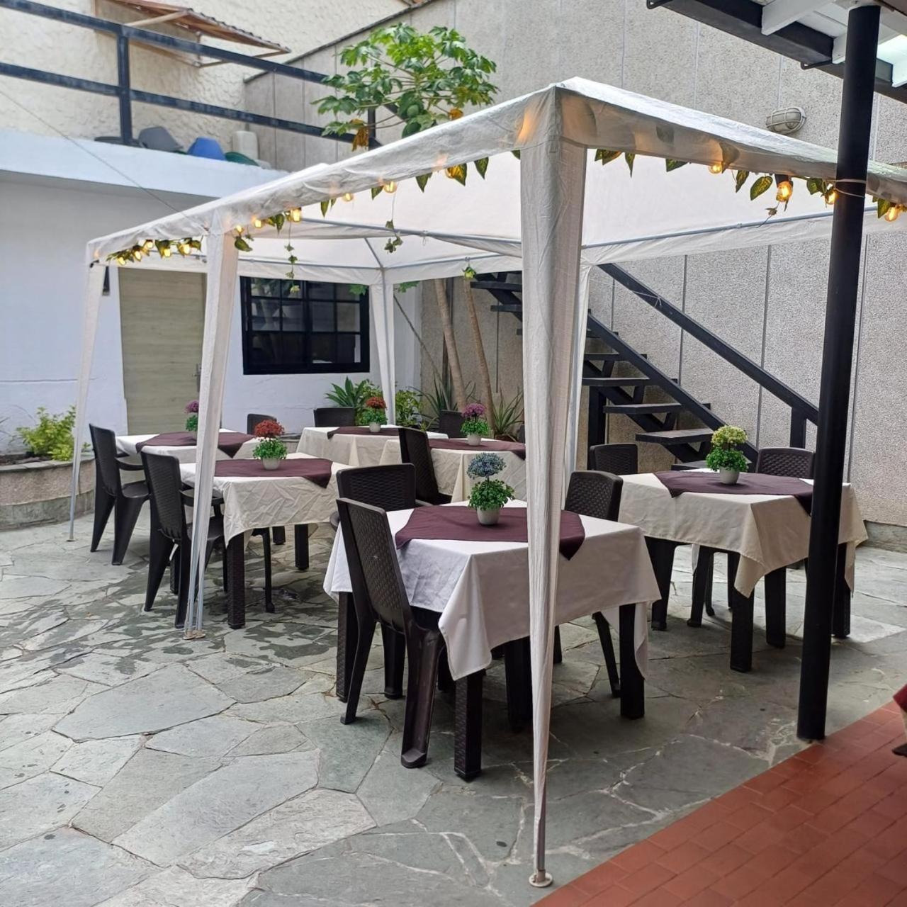 Hotel Poma Rosa Medellin Exterior photo